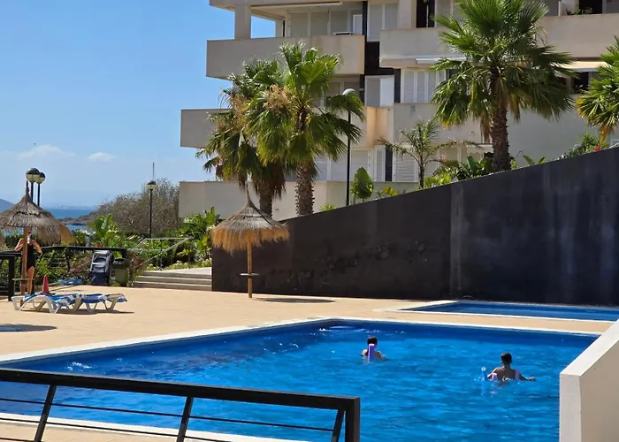 Soldosmares Apartmentos 拉曼加戴尔马尔梅纳